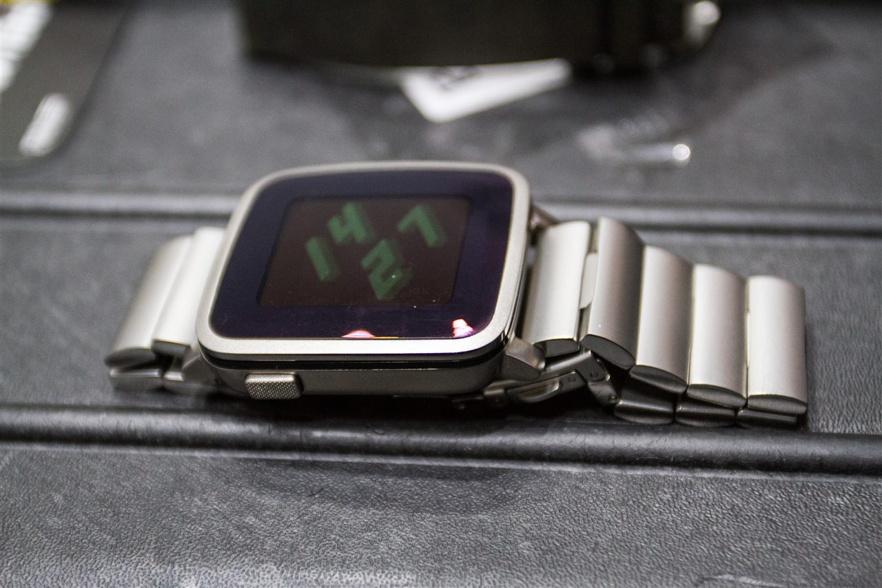pebble time steel waterproof