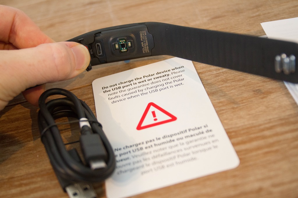 polar m600 cable
