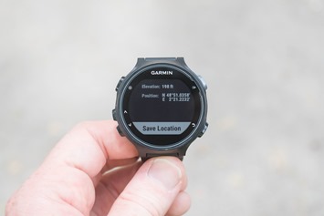 Garmin-FR735XT-Navigation-SaveLocation