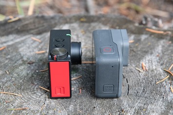 GoPro-Hero5-Black-vs-Garmin-VIRB-Ultra-30-Side