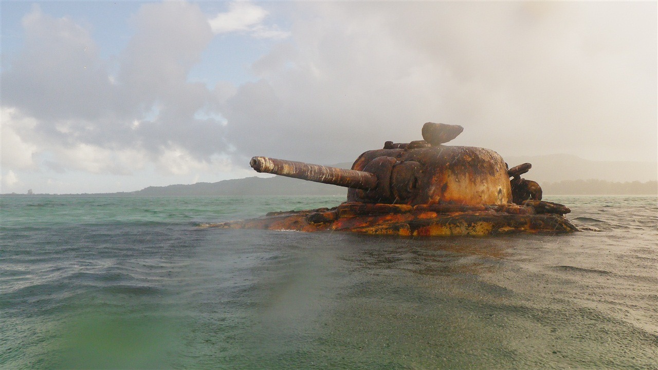 a game like war of beach
