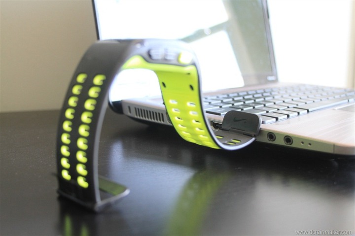 Nike+ GPS Sportwatch USB wristband charging Nike+ GPS Sportwatch USB wristband charging