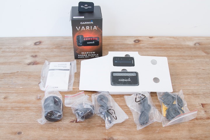 Garmin-Varia-Radar-Box-Contents