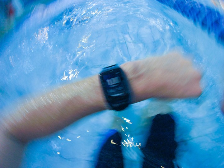 tomtom spark 3 swimming