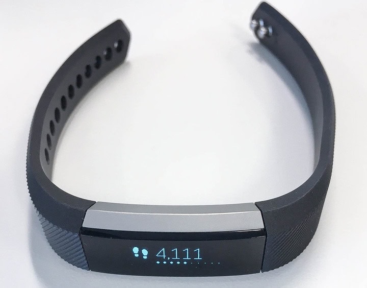 fitbit alta not turning on
