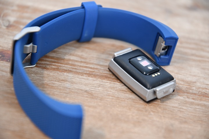Fitbit-Charge-2-BandSeperation