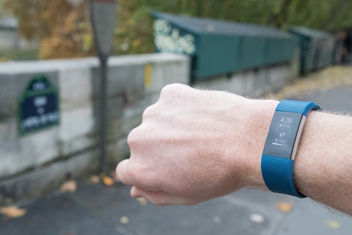 Fitbit-Charge-2-Wrist-Raise