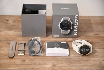 Fenix5-UnboxingEverything