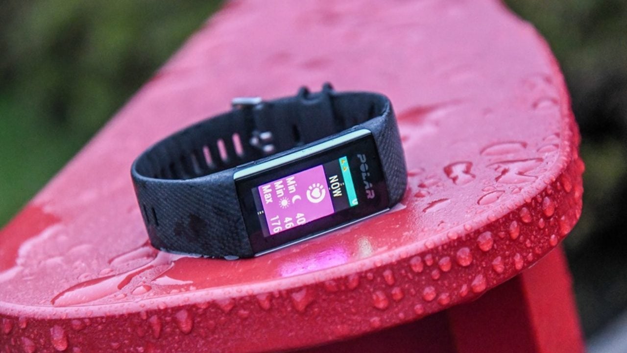 polar a370 vs fitbit