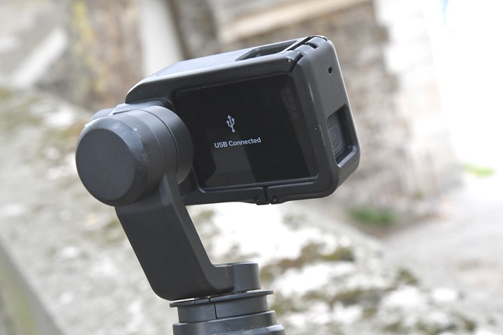 GoPro-Karma-Grip-Stuck-USB-Connected