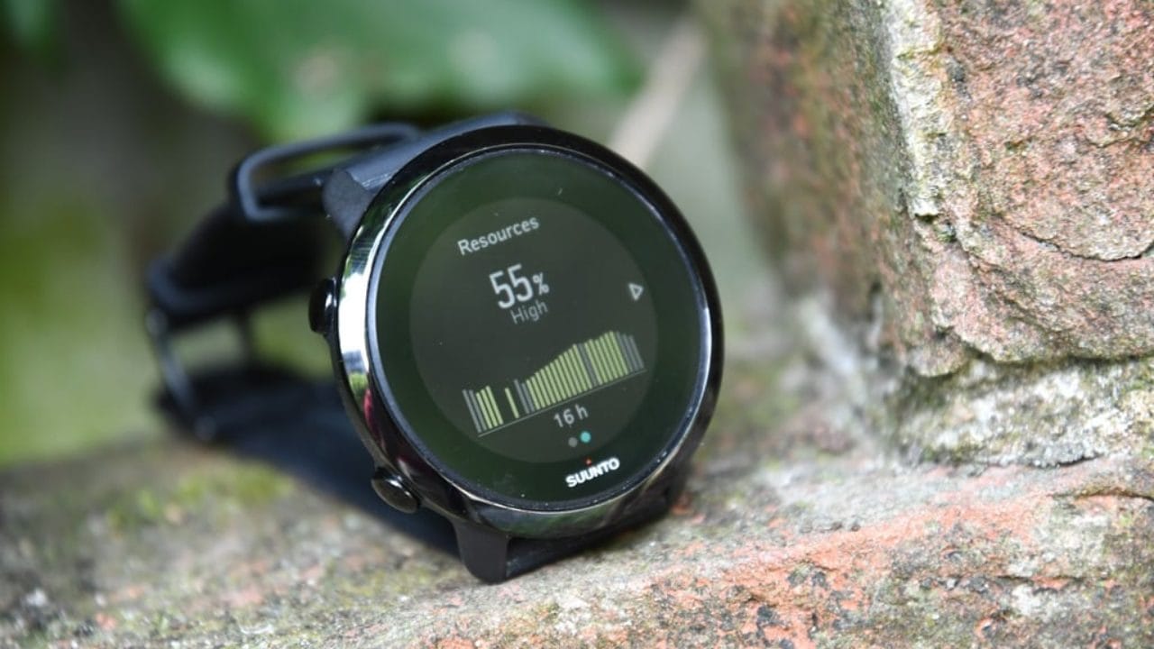 suunto 3 vs fitbit versa