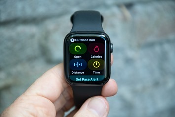 AppleWatchSeries4-SportOptions