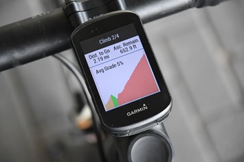 Garmin-Edge530-ClimbPro1