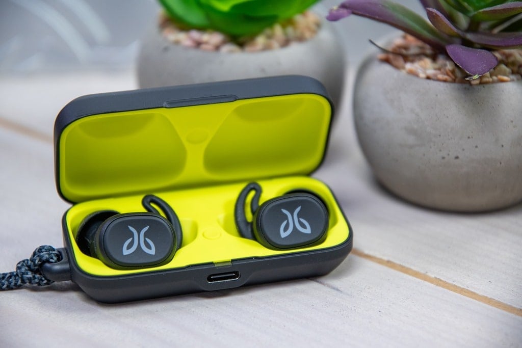 Jaybird Vista Earbuds HandsOn An AirPods/PowerBeats Pro Competitor