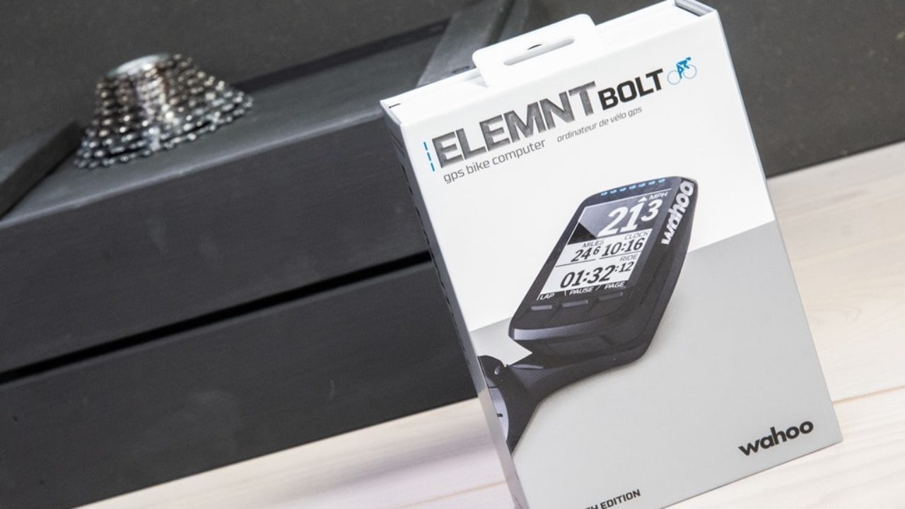 wahoo elemnt bolt gps cycling computer bundle